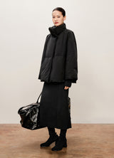 Damen Daunenjacke mit abstraktem Stehkragen Schwarz