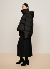 Damen elegante Daunenjacke mit abnehmbarer Kapuze