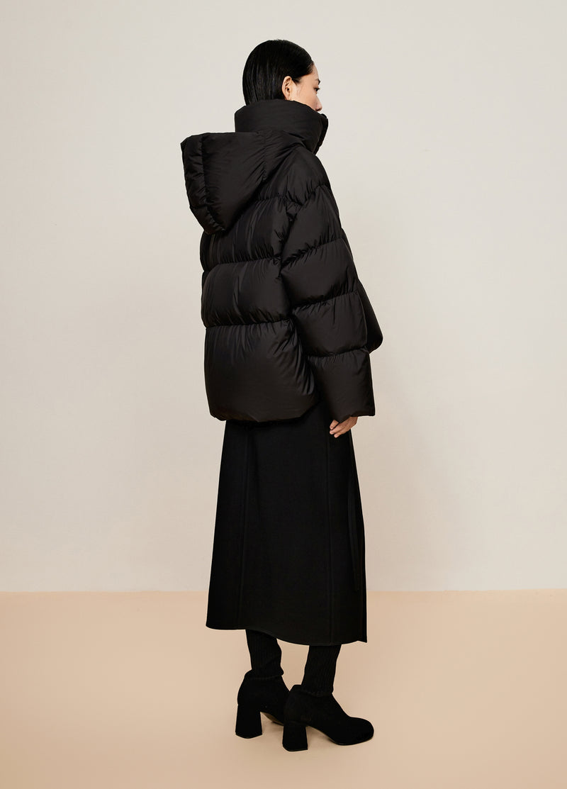 Damen elegante Daunenjacke mit abnehmbarer Kapuze