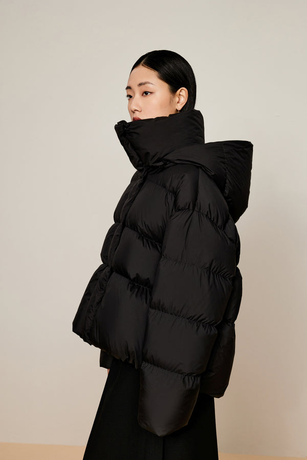 Damen elegante Daunenjacke mit abnehmbarer Kapuze