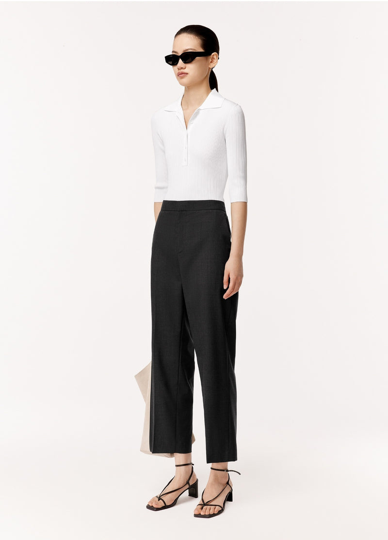 Damen Loose Stoffhose mit cropped Schnitt Schwarz