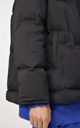 Schlichte Daunenjacke BLACK