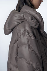 Daunenmantel TAUPE