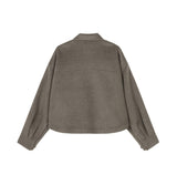 Damen Boxy Wolljacke mit großer Brusttasche & rundem Saum in Braun JNBY