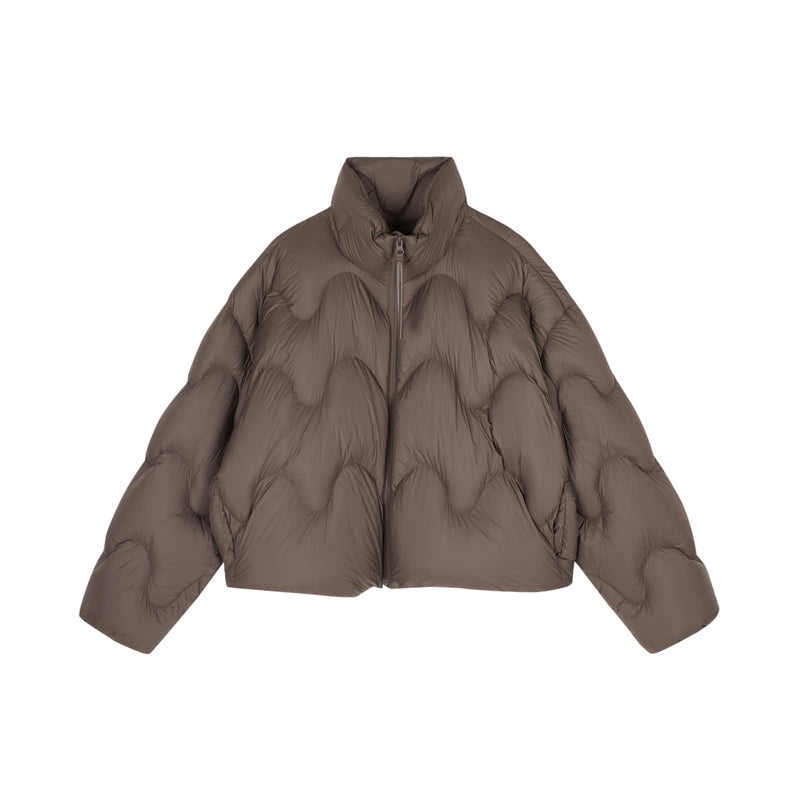 Damen Boxy Daunenjacke mit Wellen-Steppung in Braun