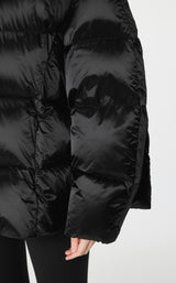 Damen Oversize Daunenjacke mit Stehkragen Schwarz