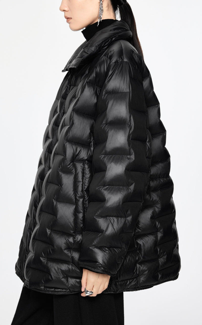 Damen Regular Daunenjacke mit versetzter Blocksteppung Schwarz