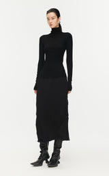 Damen Slim Strickpullover mit hohem Stehkragen Schwarz