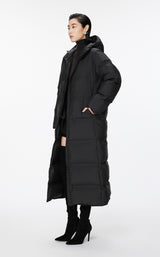 Elegante Damen Daunenjacke mit Kapuze und Gummizug in Schwarz