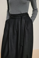 Damen Oversize Hose mit Band als Gürtel