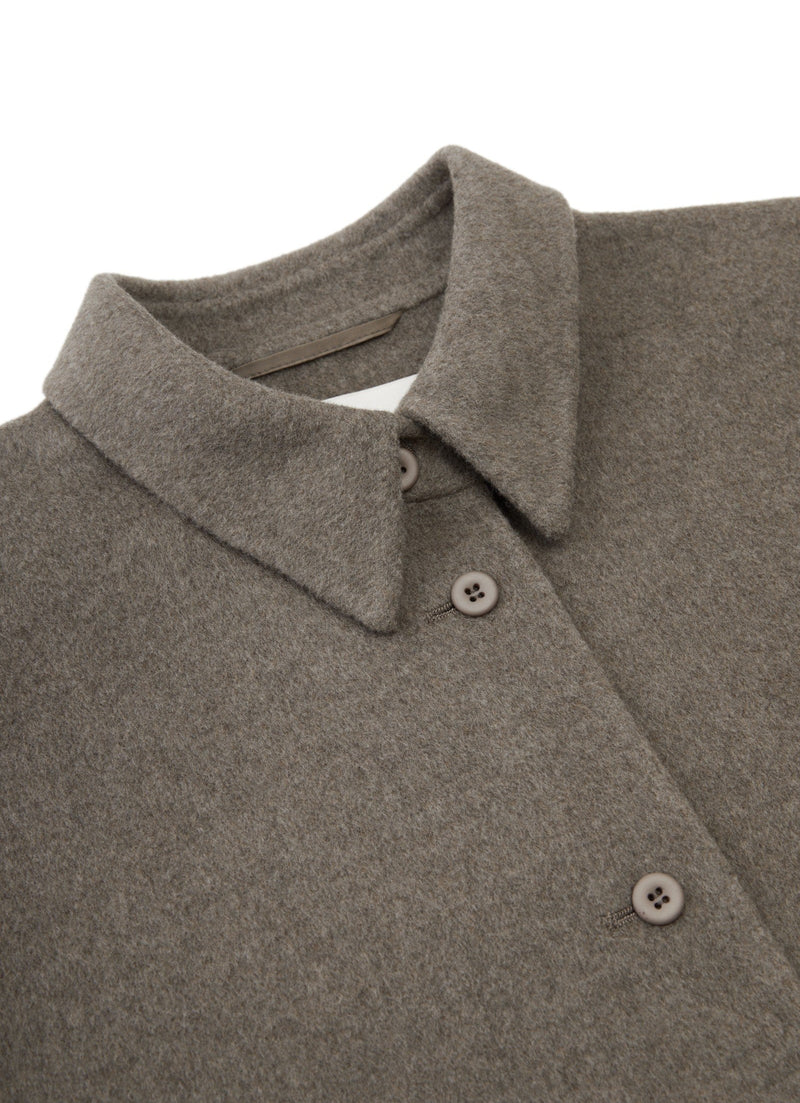 Damen Boxy Wolljacke mit großer Brusttasche & rundem Saum in Braun