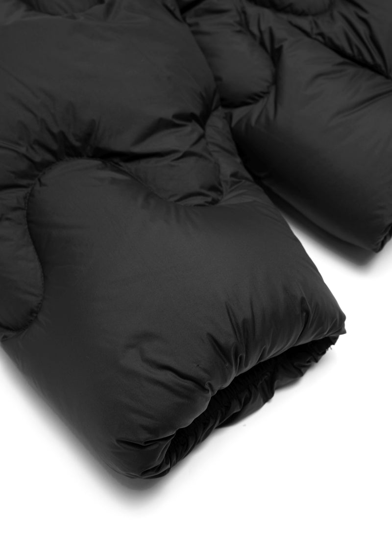 Damen Boxy Daunenjacke mit Wellen-Steppung in Schwarz